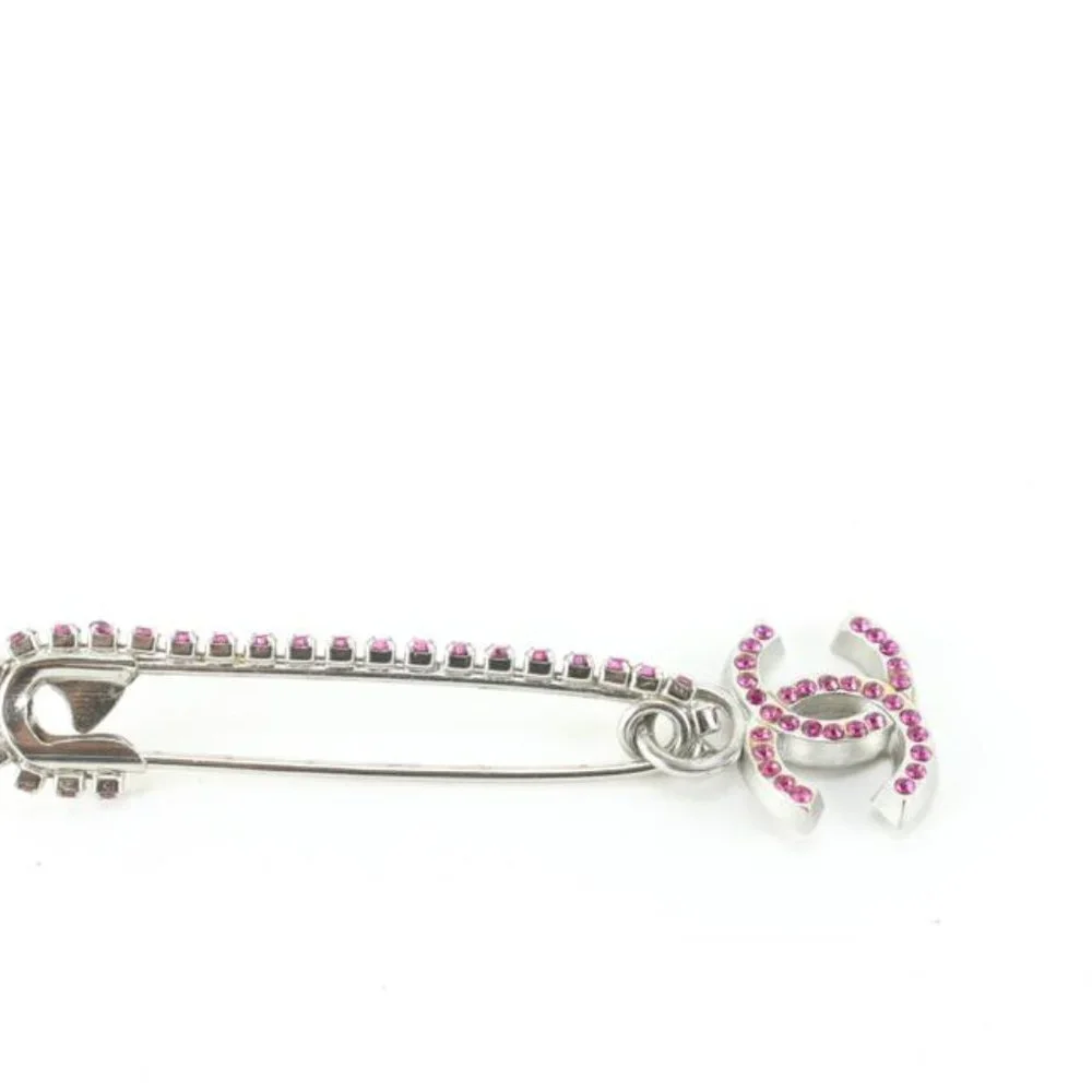 Chanel 02P Silver x Fuchsia Safety Pin Brooch 71ck84s